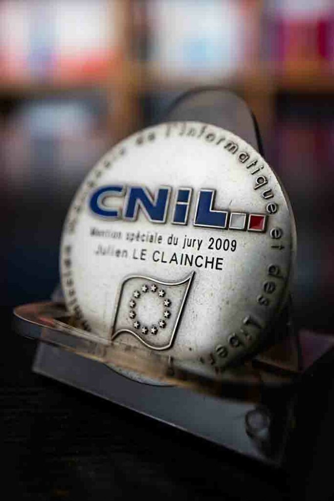 Mention spéciale du jury CNIL 2009 décernée à Julien Le Clainche